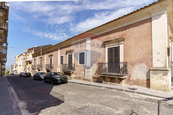 appartamento in vendita a Carlentini