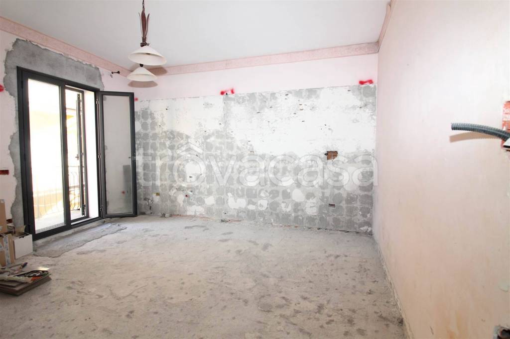 casa indipendente in vendita a Carlentini