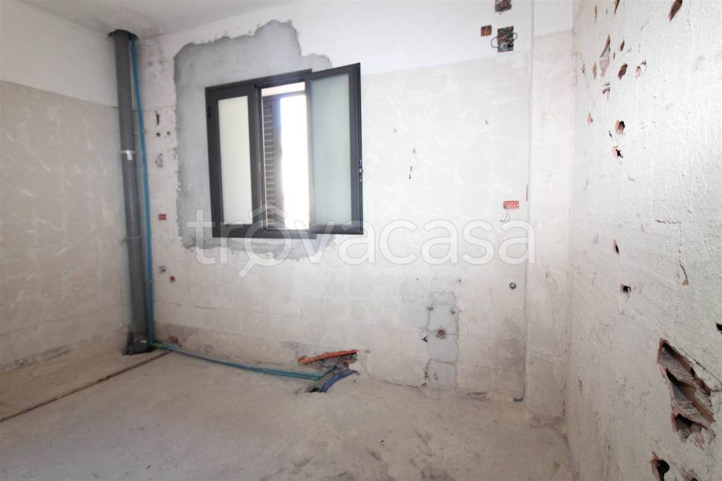 casa indipendente in vendita a Carlentini