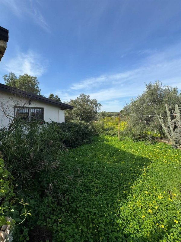 casa indipendente in vendita a Carlentini