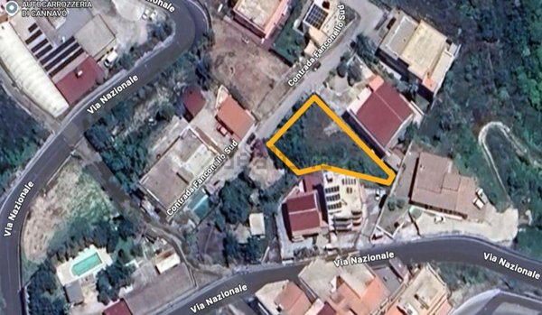 terreno edificabile in vendita a Carlentini