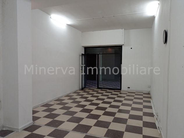 negozio in vendita a Carlentini