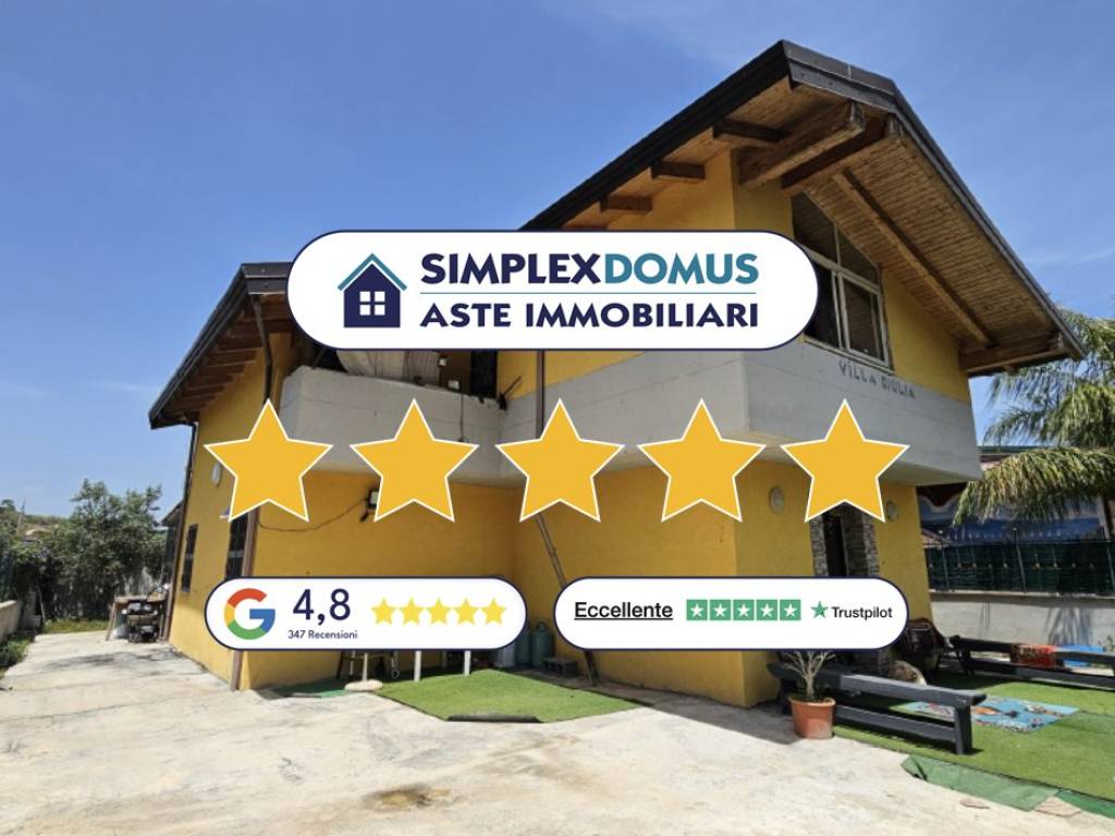 casa indipendente in vendita a Carlentini