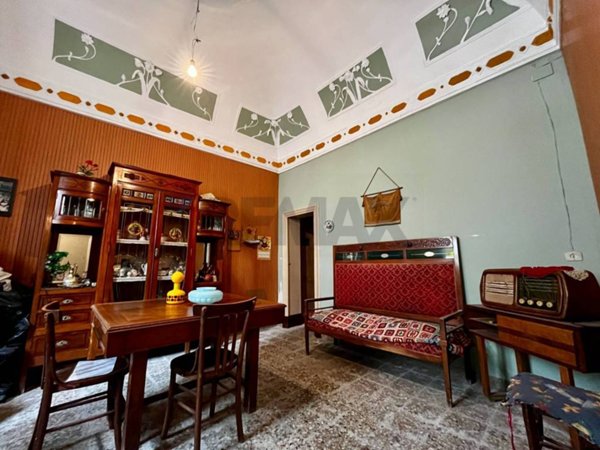 casa indipendente in vendita a Carlentini