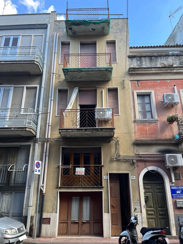 casa indipendente in vendita a Carlentini