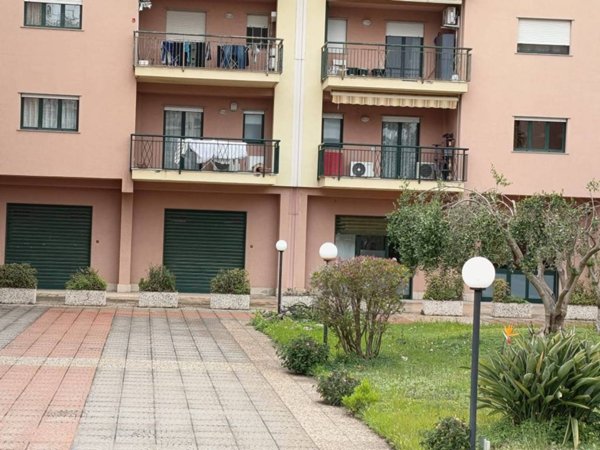 negozio in vendita a Carlentini