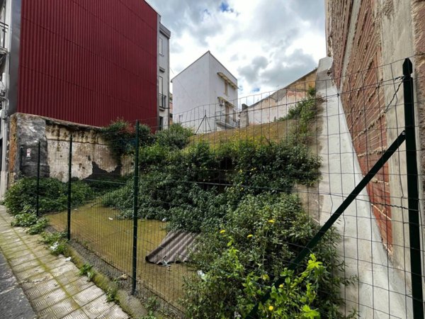 terreno edificabile in vendita a Carlentini