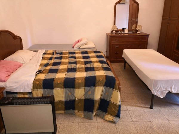 casa indipendente in vendita a Carlentini