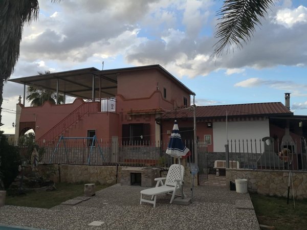 appartamento in vendita a Carlentini in zona Pedagaggi