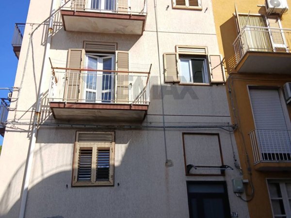 casa indipendente in vendita a Carlentini
