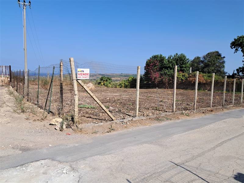 casa indipendente in vendita a Carlentini