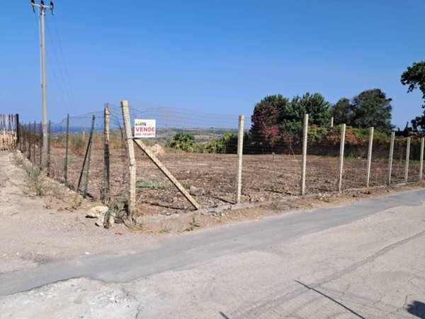 casa indipendente in vendita a Carlentini in zona Pedagaggi
