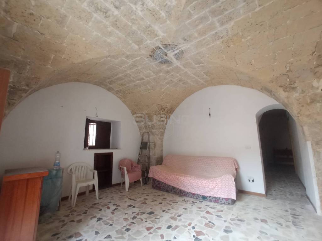 casa indipendente in vendita a Cassaro