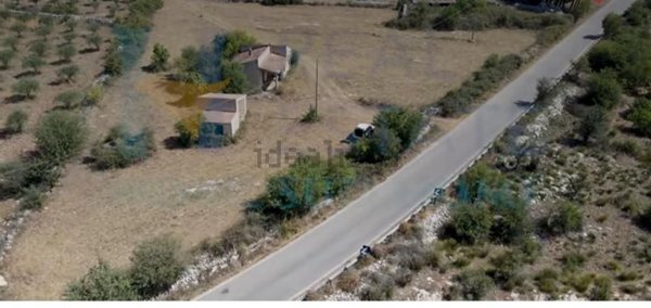 casale in vendita a Cassaro