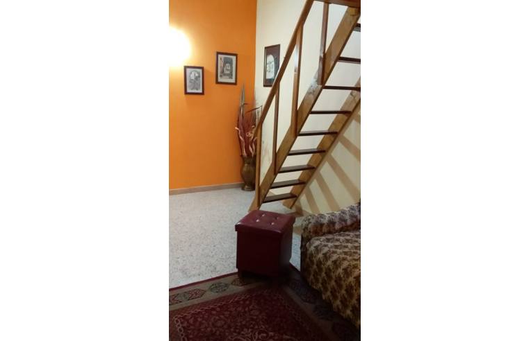 casa indipendente in vendita a Ferla