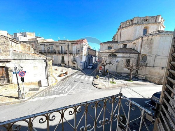 appartamento in vendita a Ferla