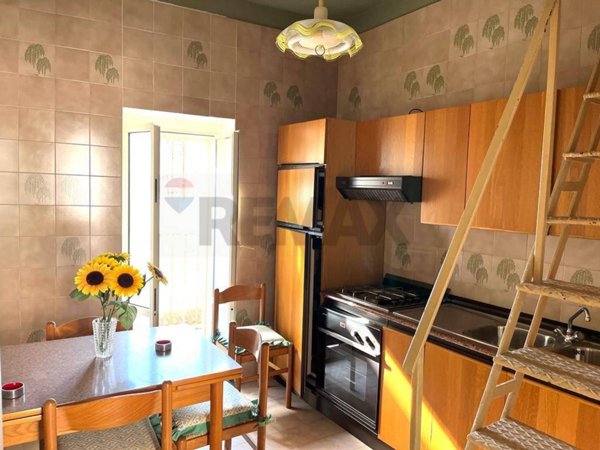 casa indipendente in vendita a Ferla