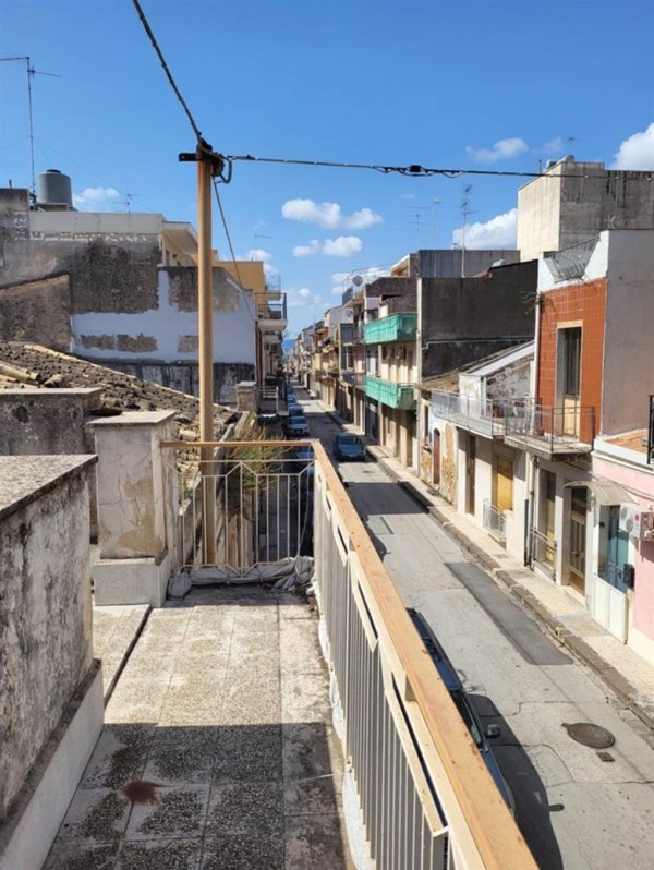 appartamento in vendita a Floridia