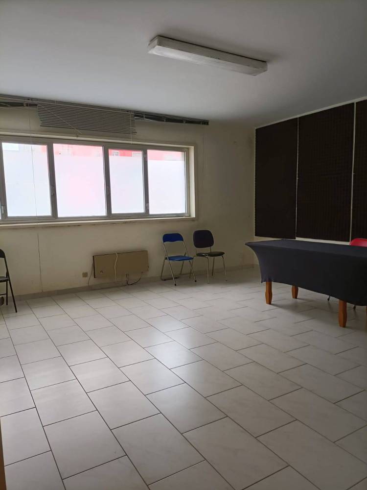ufficio in vendita a Floridia