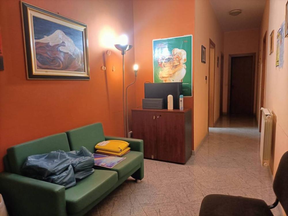 ufficio in vendita a Floridia