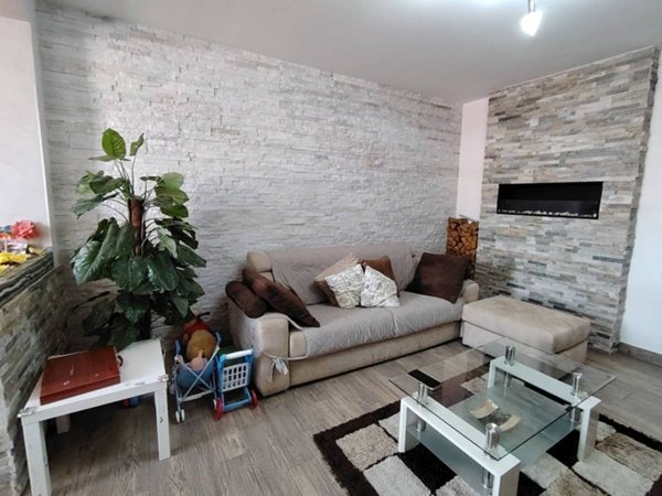 appartamento in vendita a Floridia