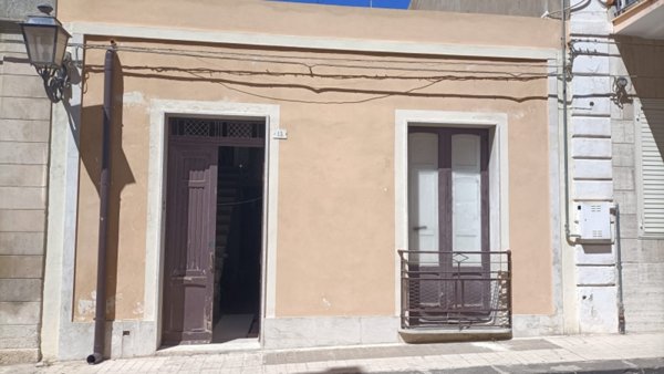 casa indipendente in vendita a Floridia