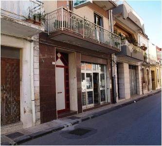 negozio in vendita a Floridia