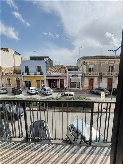 appartamento in vendita a Floridia
