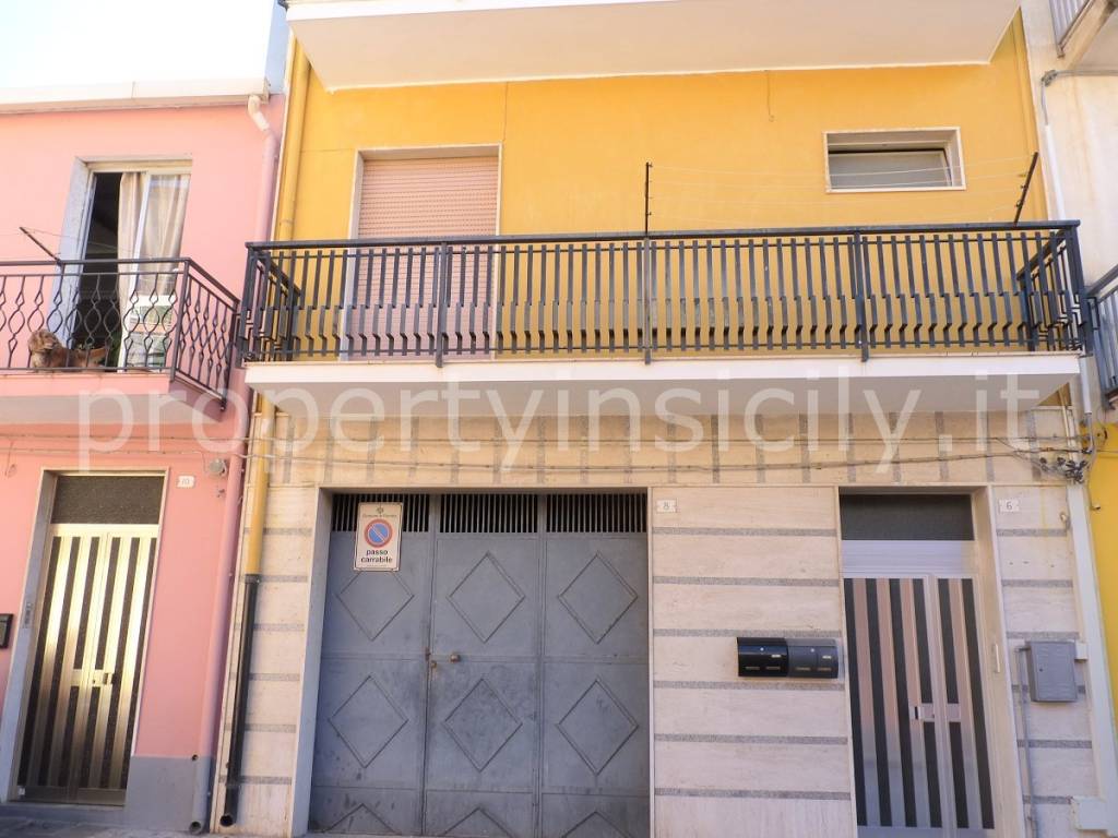 appartamento in vendita a Floridia