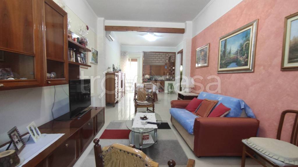 casa indipendente in vendita a Floridia