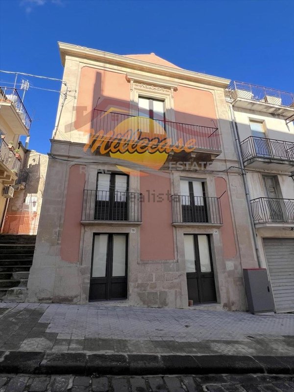 appartamento in vendita a Floridia