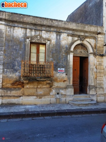 casa indipendente in vendita a Floridia