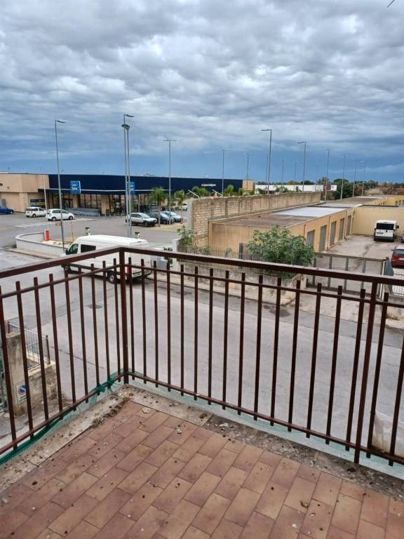 appartamento in vendita a Floridia