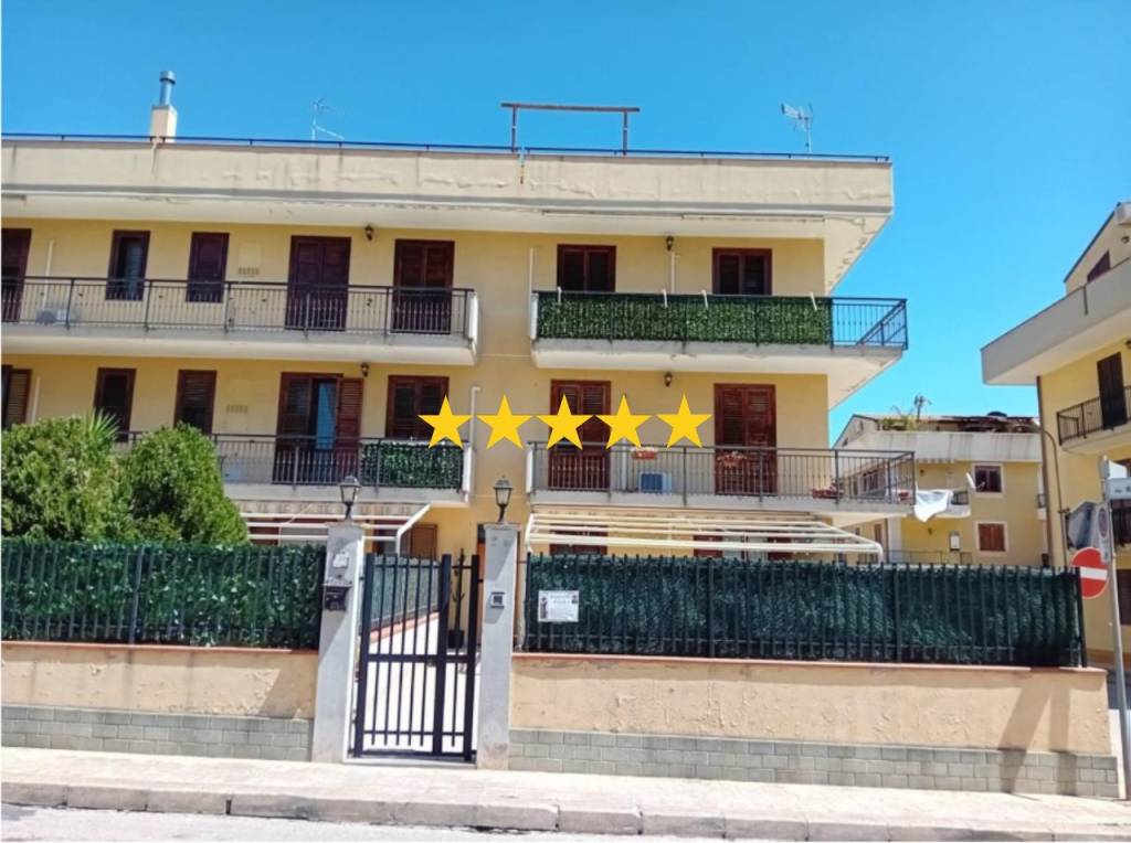 appartamento in vendita a Floridia