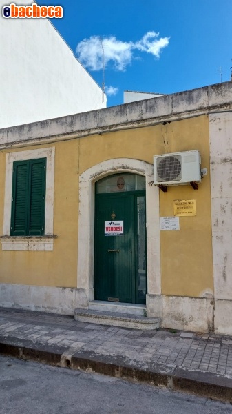 casa indipendente in vendita a Floridia