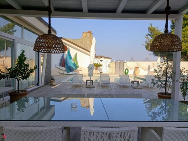 casa indipendente in vendita a Floridia