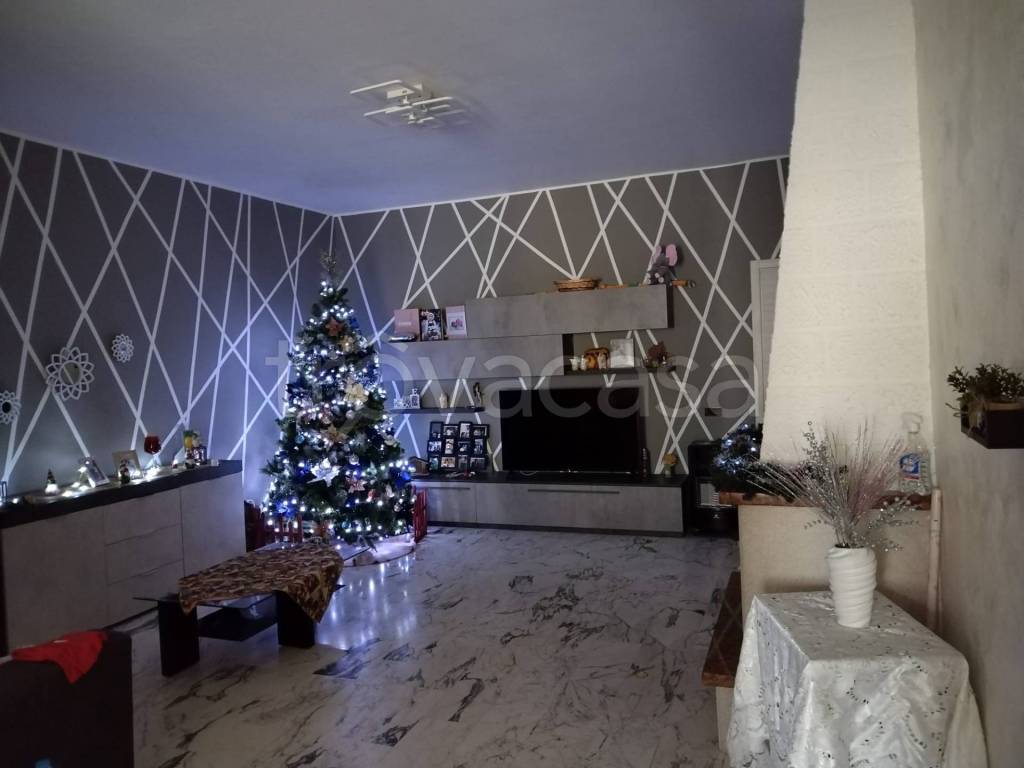 appartamento in vendita a Floridia