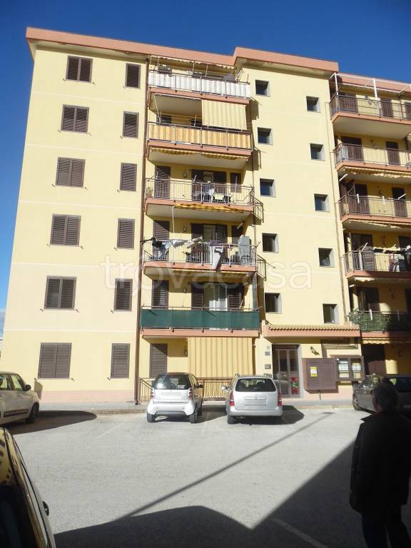 appartamento in vendita a Floridia
