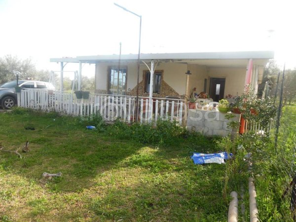 casa indipendente in vendita a Floridia