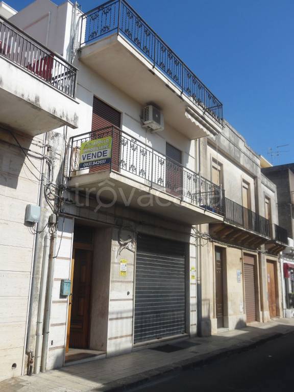 casa indipendente in vendita a Floridia