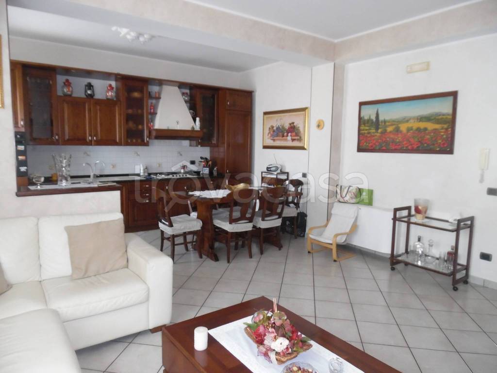 appartamento in vendita a Floridia