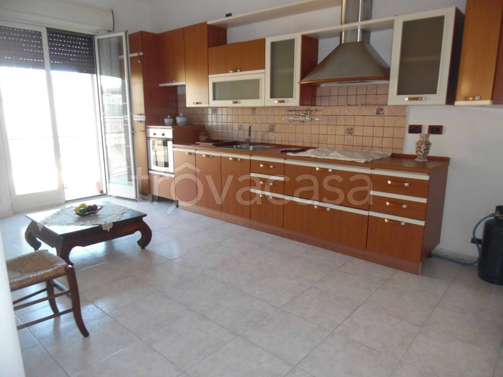 appartamento in vendita a Floridia