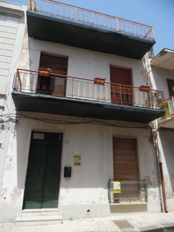 appartamento in vendita a Floridia