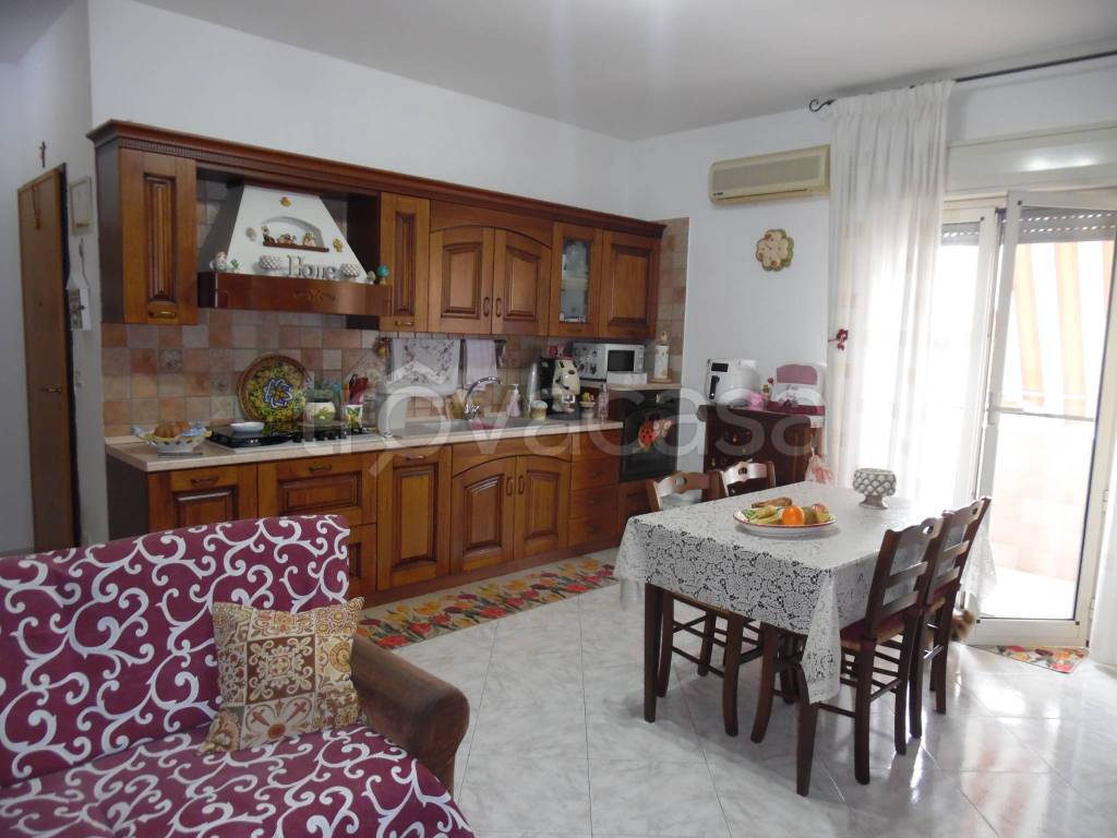 appartamento in vendita a Floridia