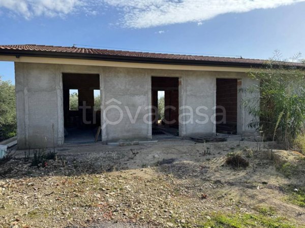 casa indipendente in vendita a Floridia