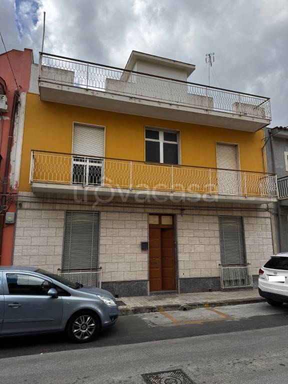 casa indipendente in vendita a Floridia