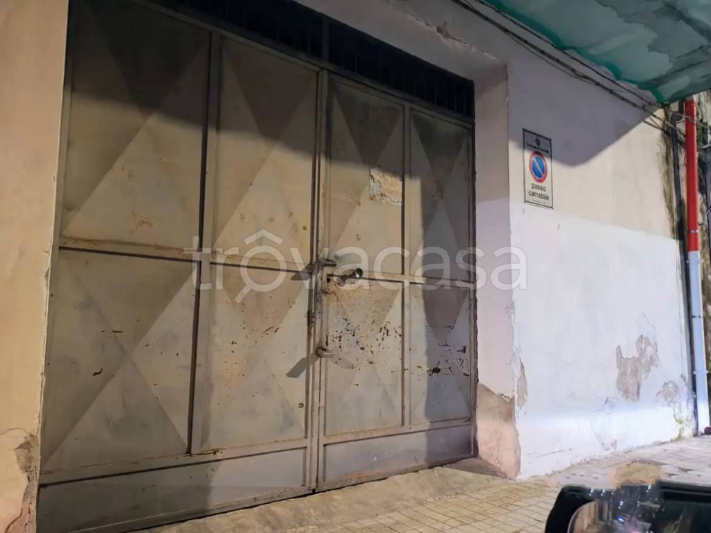 appartamento in vendita a Floridia