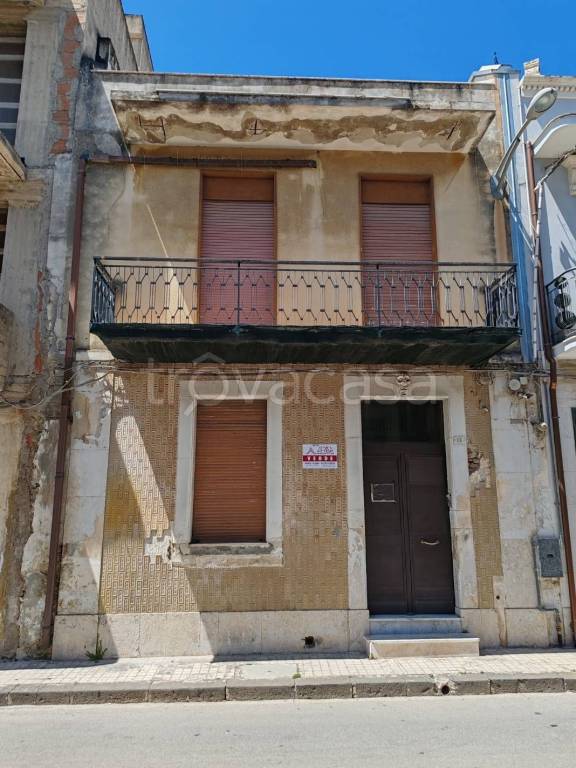 casa indipendente in vendita a Floridia