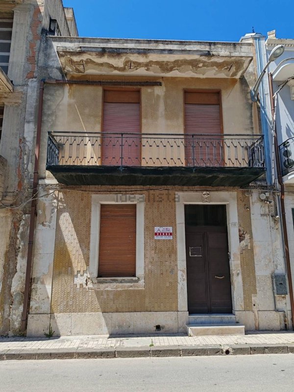 casa indipendente in vendita a Floridia