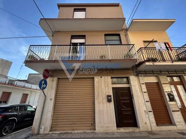 appartamento in vendita a Floridia